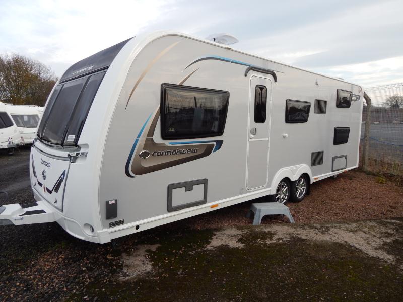 2019 Compass Connoisseur 866